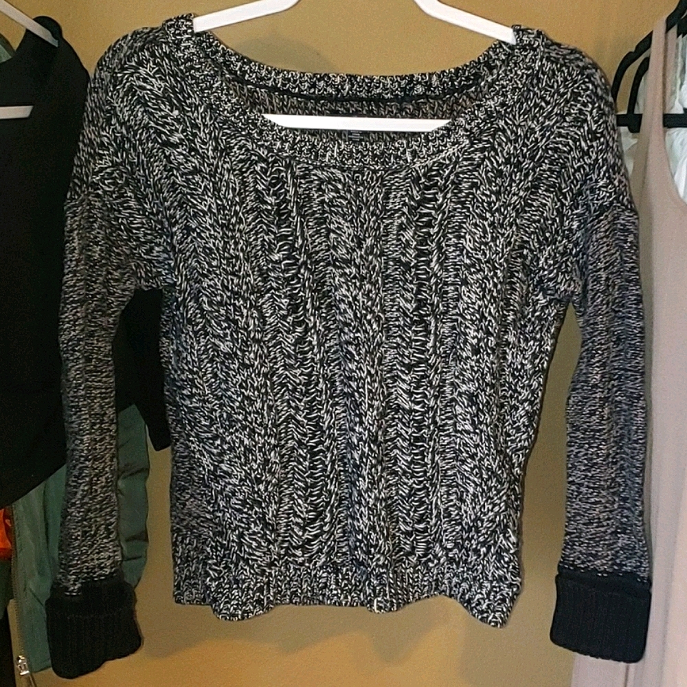 AEO sweater